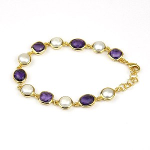 Gold Plated Bracelet with Freshwater Pearls Amethysts Gold Plated Bracelet with Freshwater Pearls Amethysts