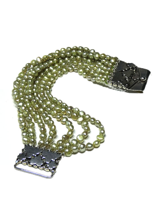 Green Freshwater Pearl Strand Bracelet with Silver Clasp